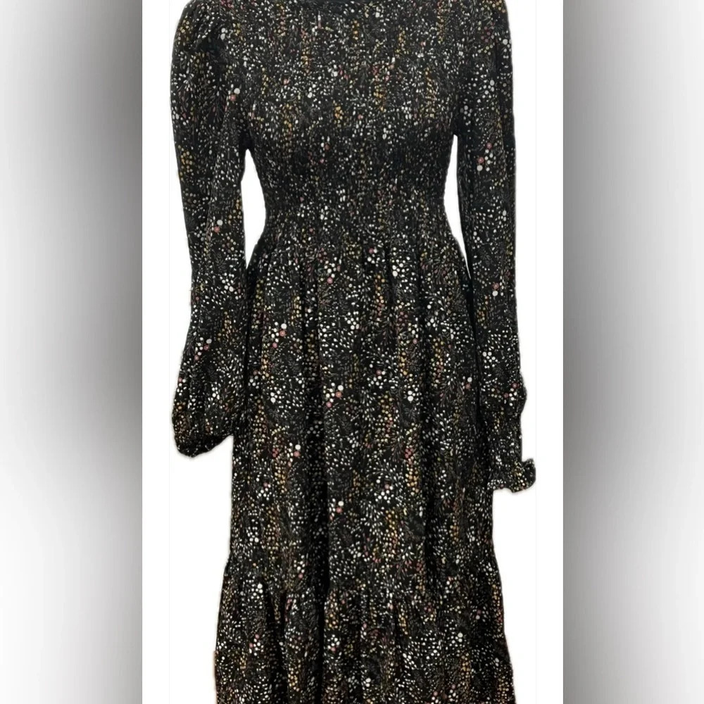 Midi dress with flowers - Picture 2 of 8